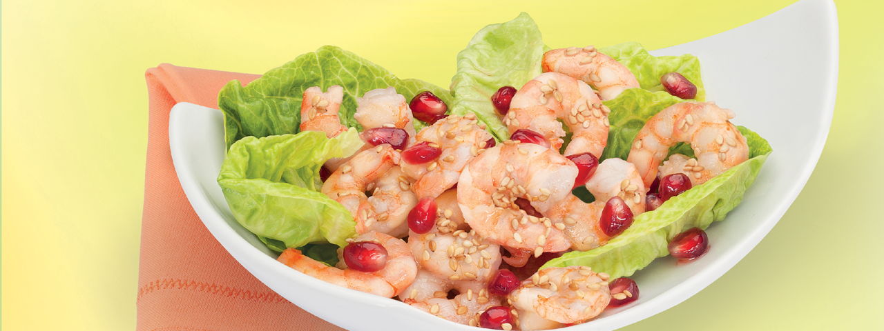 Salade de crevettes, grenade et sésame