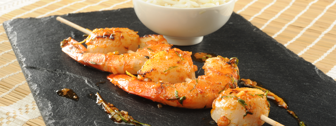 Brochette de gambas et Saint Jacques piri piri