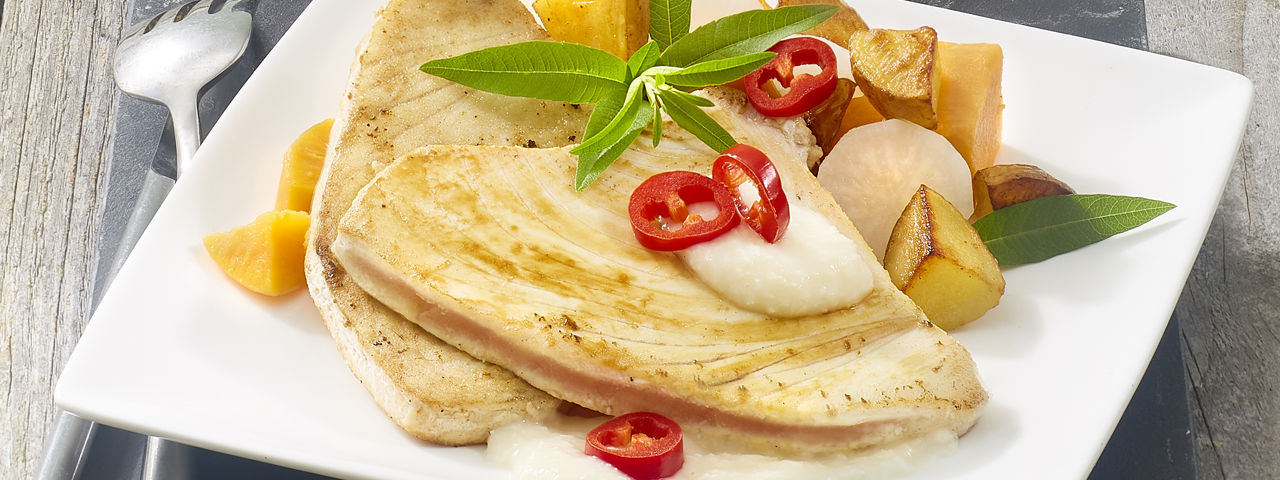Steaks de thon, sauce vin blanc-gingembre