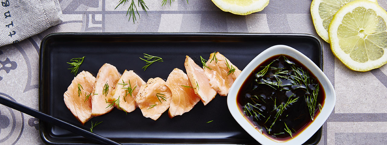 Pavé de saumon cuisiné façon Tataki