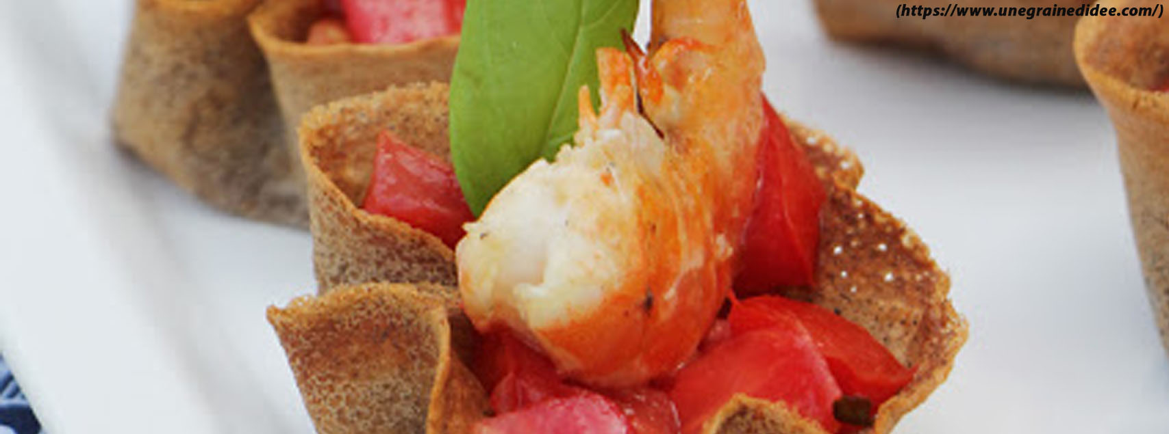 Corolles de blé noir, tomates et crevettes marinées