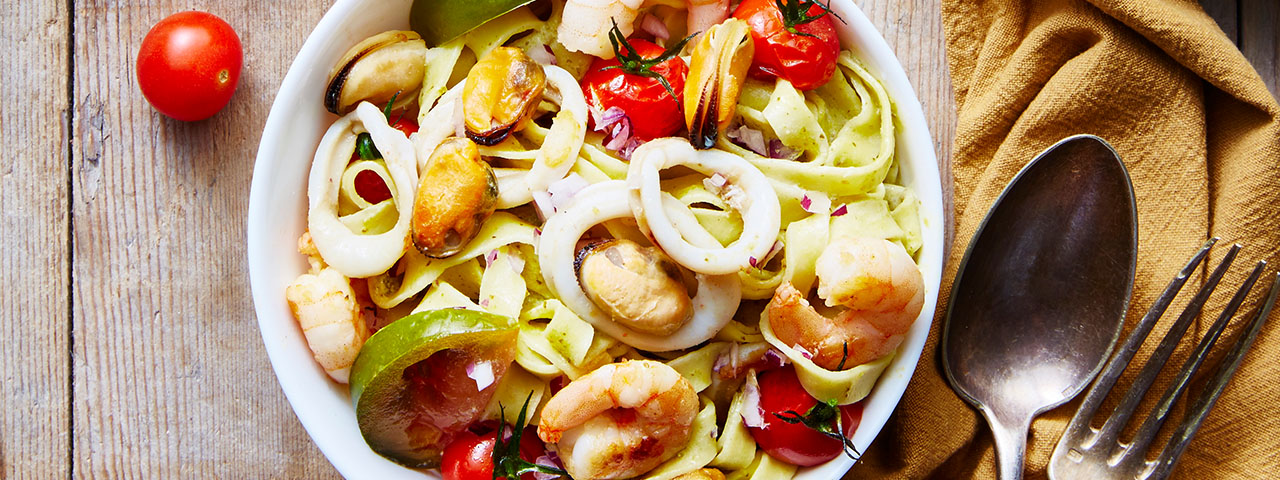 Tagliatelles aux fruits de mer et pesto