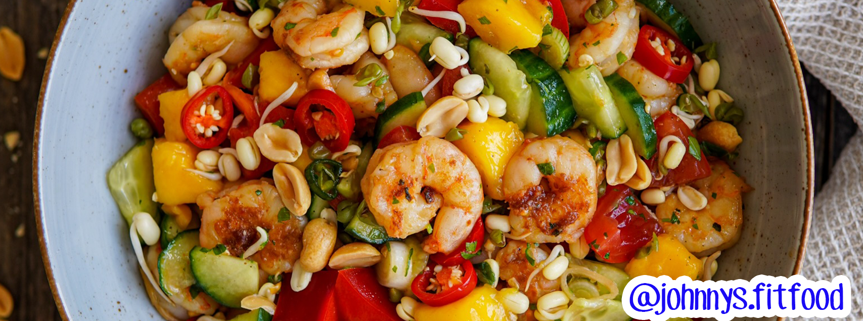 Salade asiatique aux crevettes et à la mangue
