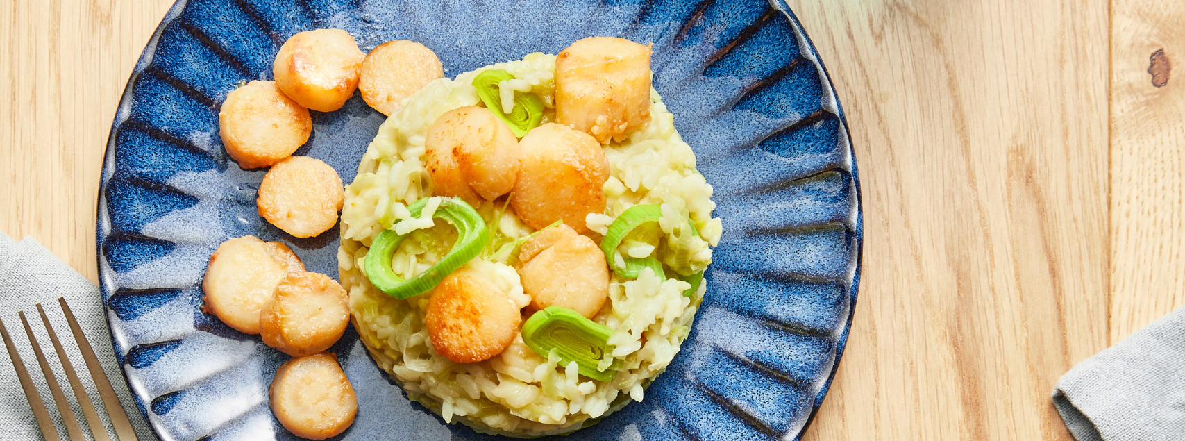 Noix de Saint-Jacques poêlées et risotto fondant au poireau